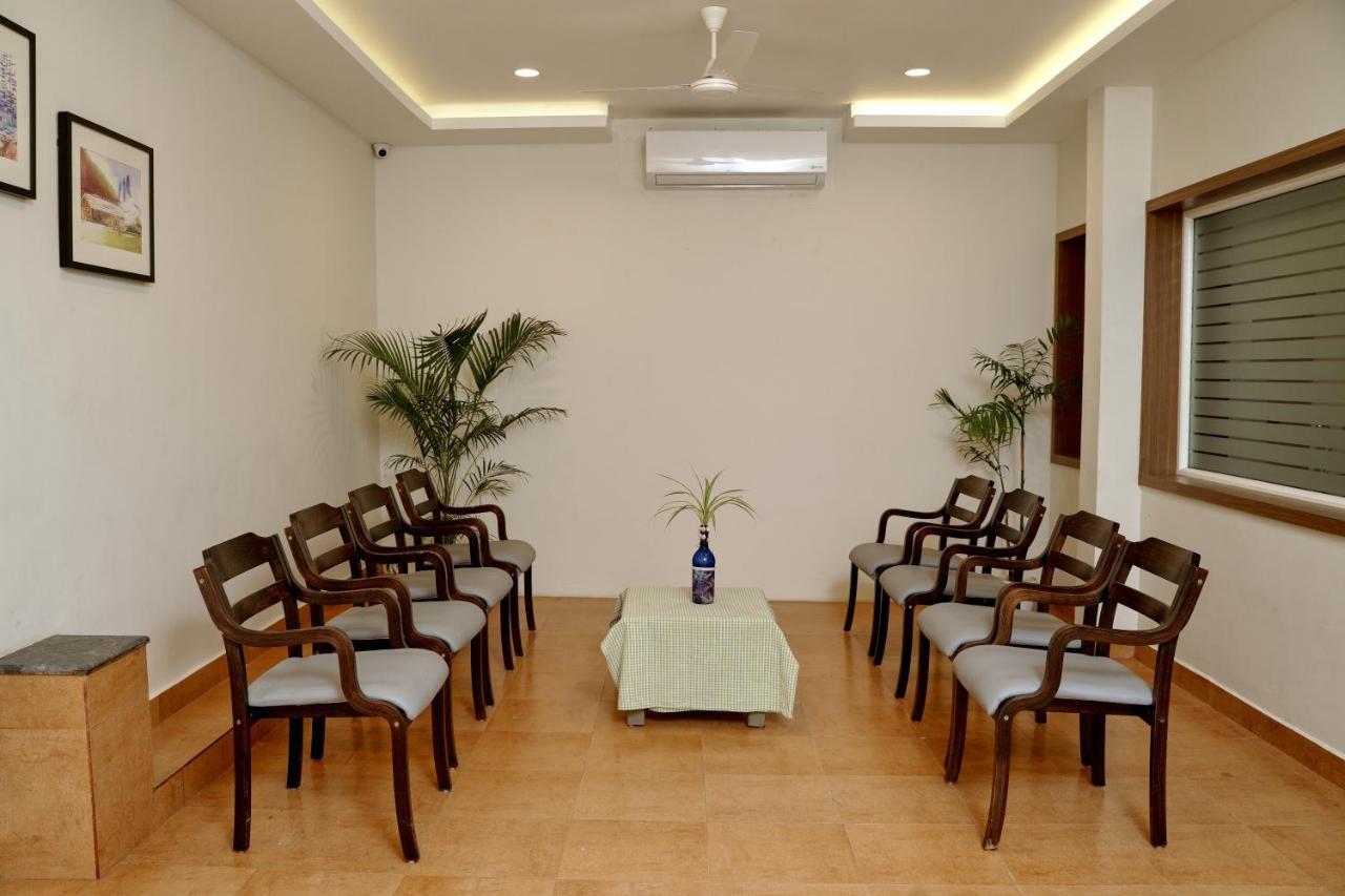 Gino Tourist Home Kochi Buitenkant foto